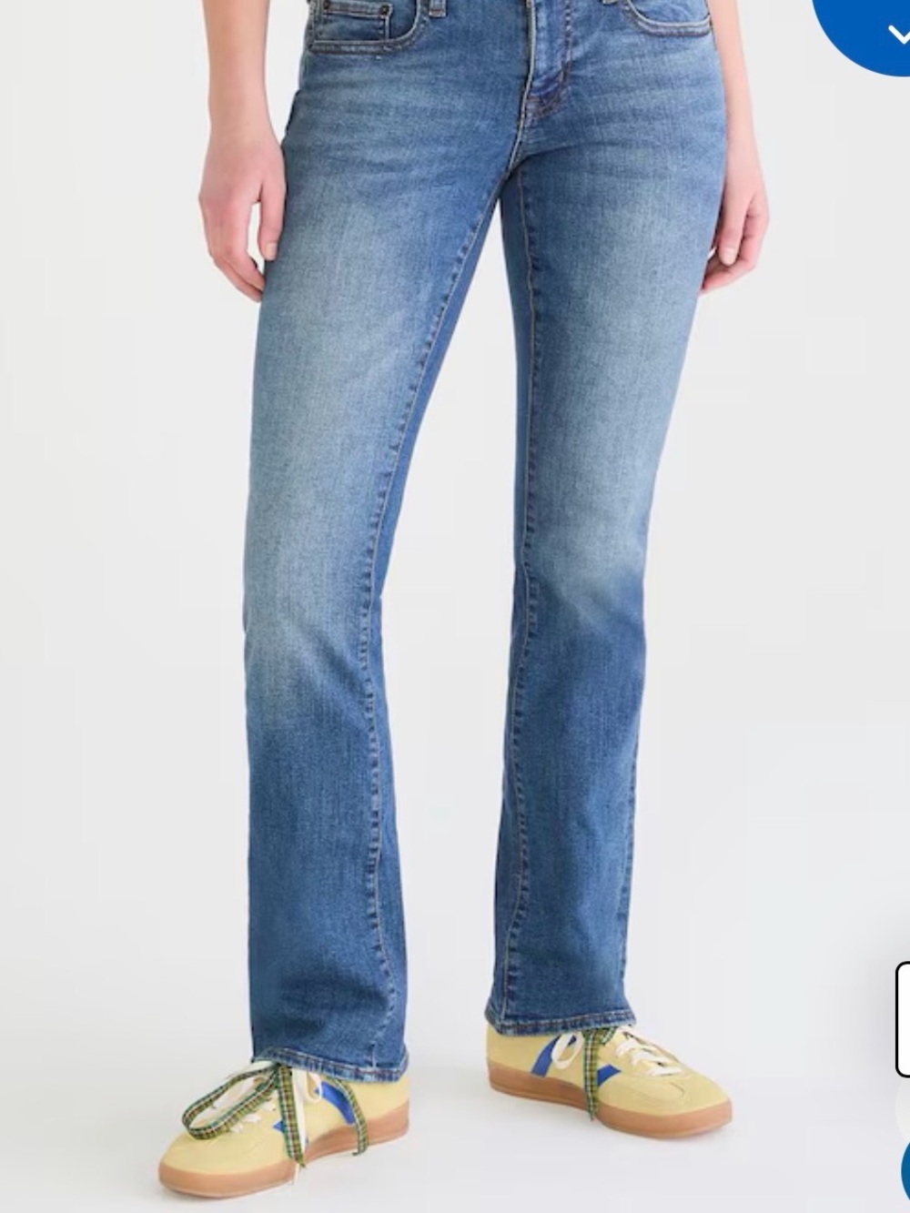 Women’s Mid Wash Bootcut Jeans